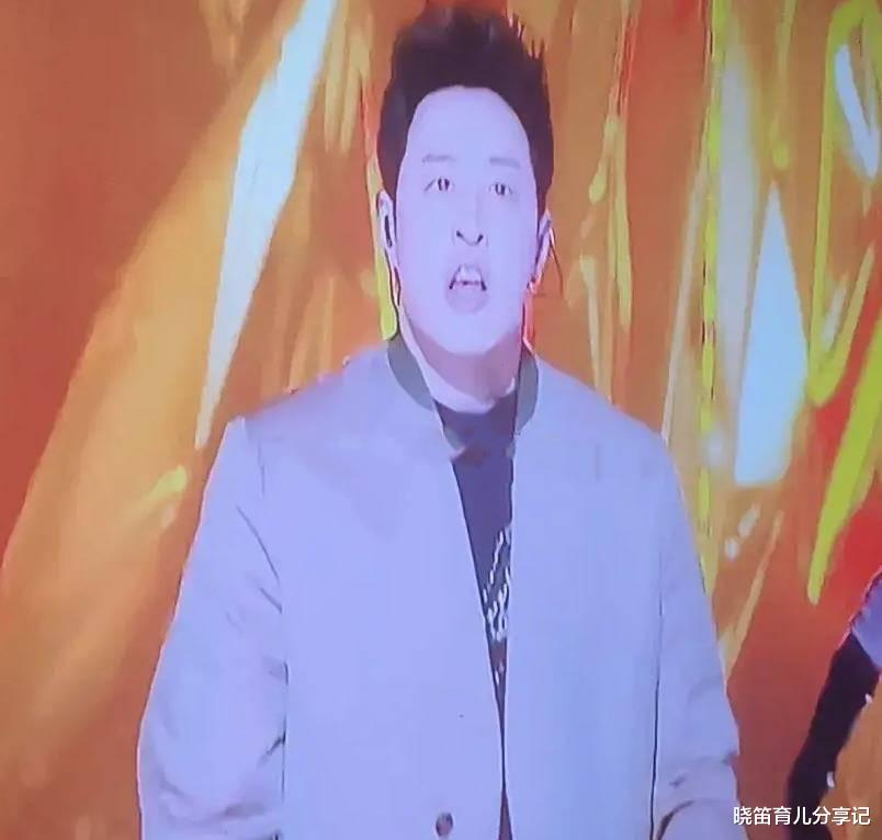 假唱|跨年夜还是“翻车夜”,假唱、跑调、假煽情?2022年结尾内娱真尬