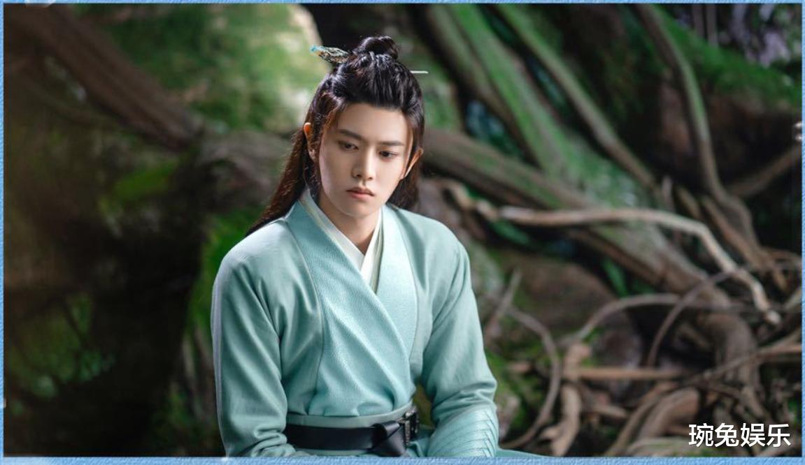 迪丽热巴|继《与君》大爆后,任嘉伦又一部戏冲上热榜,热度可与特战抗衡