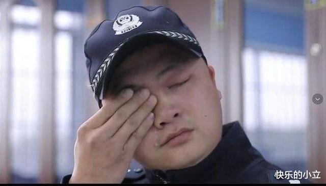 19年一男子14年入狱6次,狱警发觉其身份异常,调查档案后潸然泪下