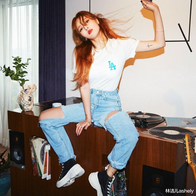 豆角 泫雅爆炸头撞脸步惊云？不愧是时尚达人，什么发型都能hold住