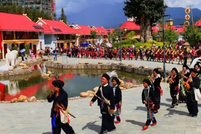 青云山|中国恒春之都消费物价偏低，专为穷人而设，日平均气温低于25度