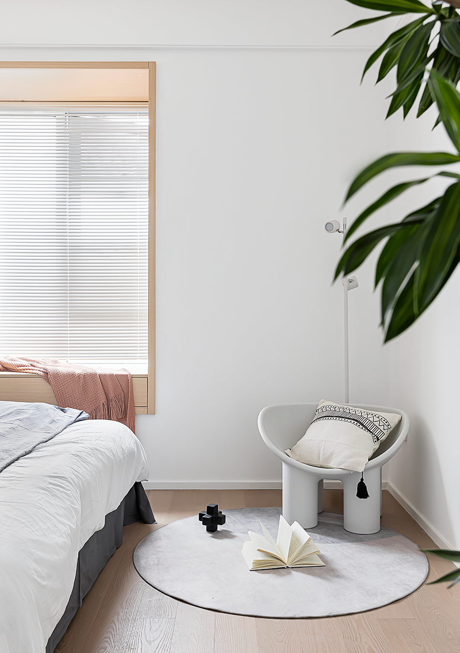 菡萏怡景装饰 | 木与白的交织,是理想与生活的共度!!