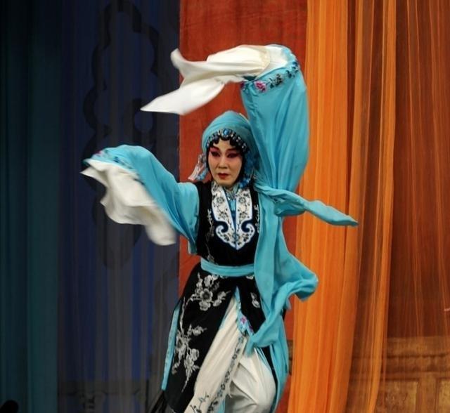 京剧|京剧艺术不是没有魅力,只是现在一些京剧演员没有唱出京剧的魅力