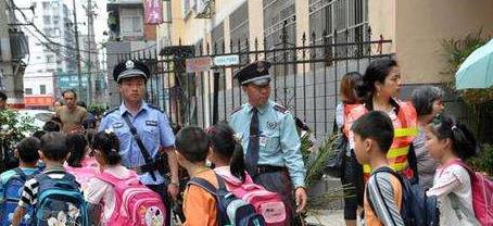 河南|河南省新通知，具体“中小学生”放假时间已定，家长纷纷“不满”