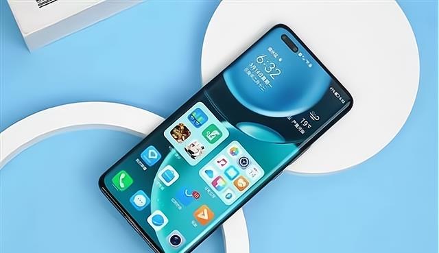四曲屏幕+100倍变焦+IP68防水,仅4589元,荣耀顶级旗舰降价来袭