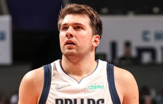 独行侠|NBA大爆冷！西部第5惨败21分，超巨空砍37分面色铁青，争四难了