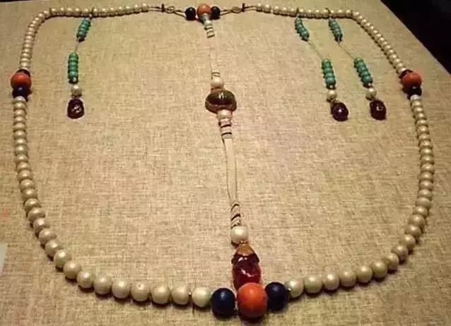 文玩|说一说古代文玩配饰的那些事