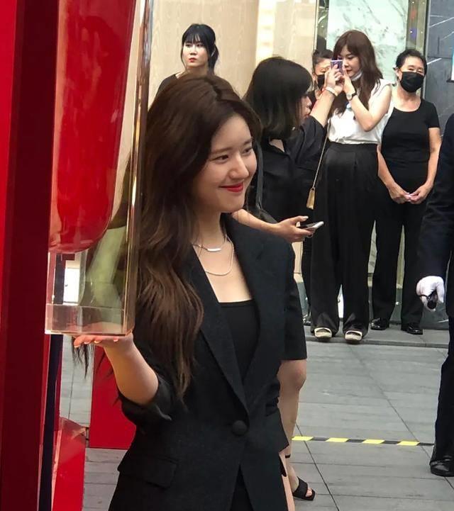 明星|12位一线明星生图对比,全部现了“原形”,好一面照妖镜