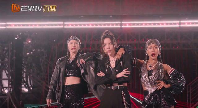 张艺兴|都唱张艺兴蔡徐坤的歌，《浪姐1》和《浪姐3》有何差别