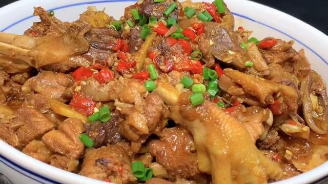 入秋后,少吃“发物”和“寒物”,多吃这4样,清润平燥不上火