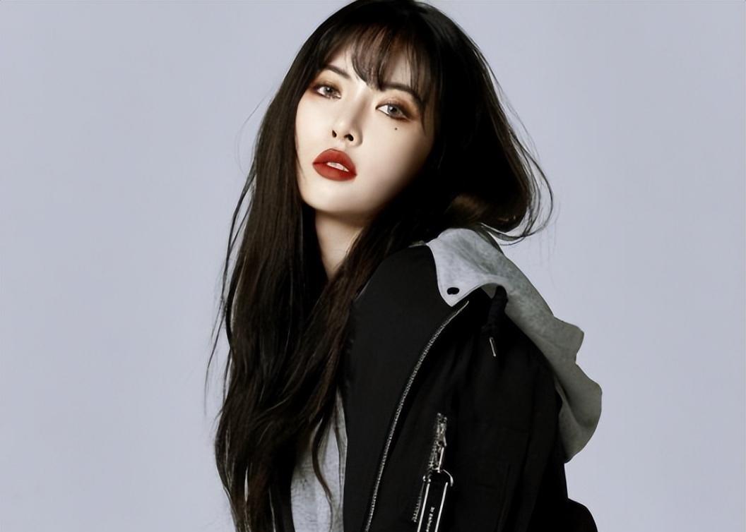 金泫雅|曝泫雅朋友透露：原定圣诞结婚，金晓钟吃软饭，拿她钱给情人买包