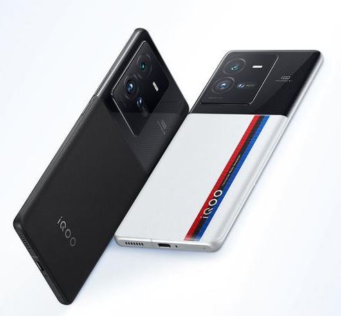 一加科技|同样的 CPU配置，iQOO10和一加 Ace的性能如何比较？