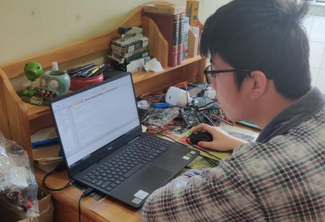 大学生|“早知如此，就不供他读大学”，父母哭诉，揭露当代大学生的现状