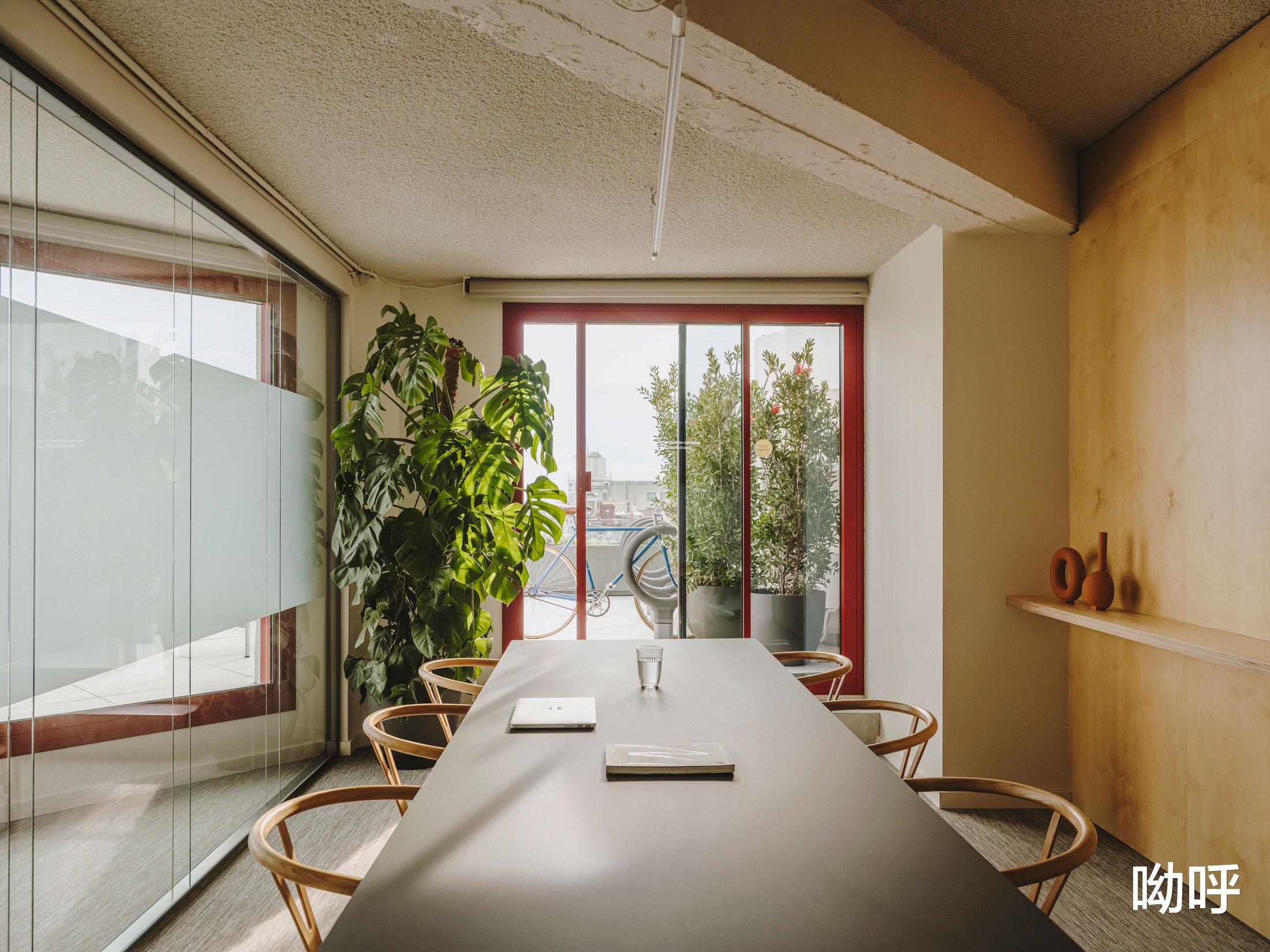 高跟鞋|居家办公，Cloudworks顶层办公公寓