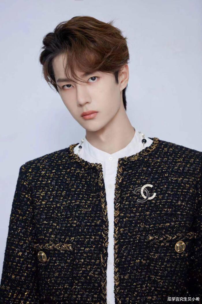 吴亦凡|突发！吴亦凡母亲被捕，2位乐华艺人疑步吴签后尘，否认是王一博