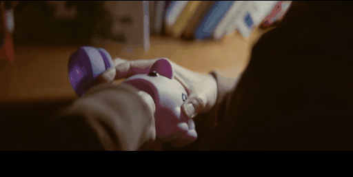 朱莉|恭喜啊，她终于被拉下了神坛