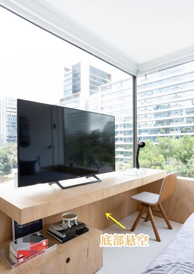 别在床尾挂电视了,试着装个卡座+书桌,功能性不降反升!