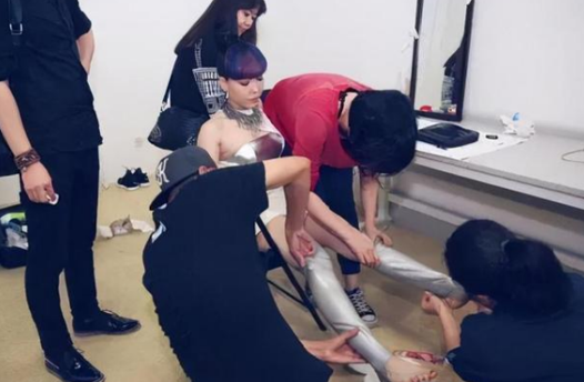 宁毅|这些一线女星,迷恋整容、情商低、过气甚至开始啃娃?