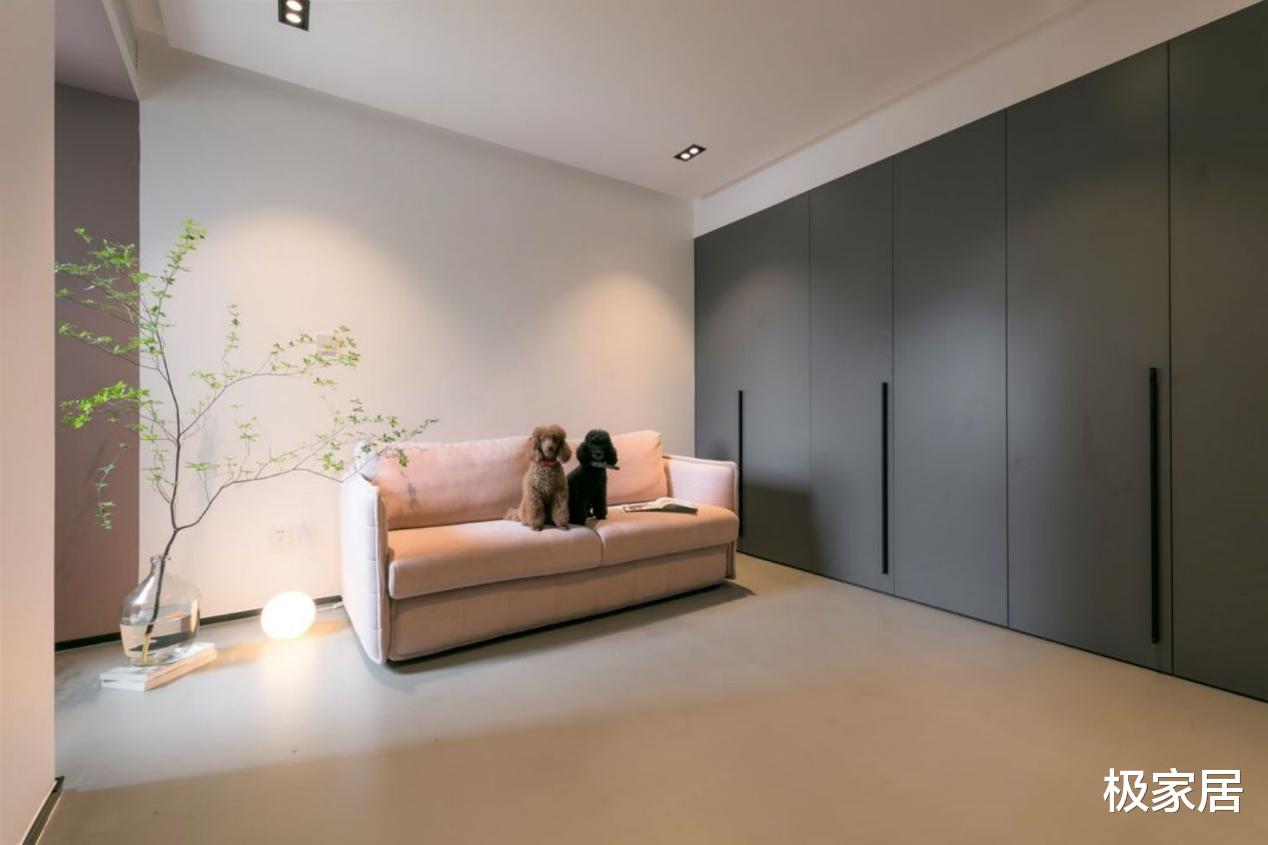 100平米的爱宠之家,可高冷可温柔,让一家人都很舒服