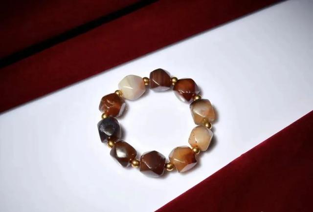 玛瑙|千年玲珑宝珠-唐球、唐八棱，到底有何玄妙？