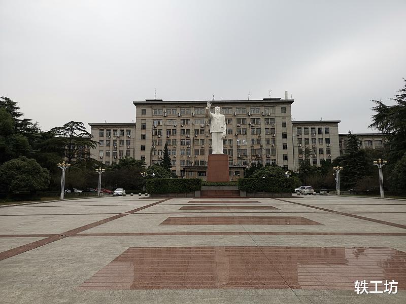 南科大|8所“科技大学”3榜排名，华中大和南科大争第一？答案很明显