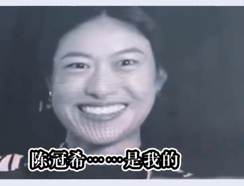 街拍|陈冠希晒父女雪中合影，将Alaia紧搂怀中，秦舒培视角下父爱爆棚