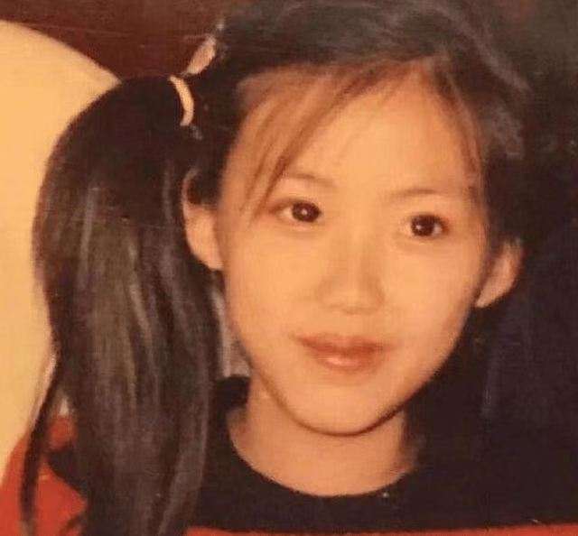 田朴珺|上海美女，嫁给比自己大30岁的房地产富豪，却自己花200万买豪车