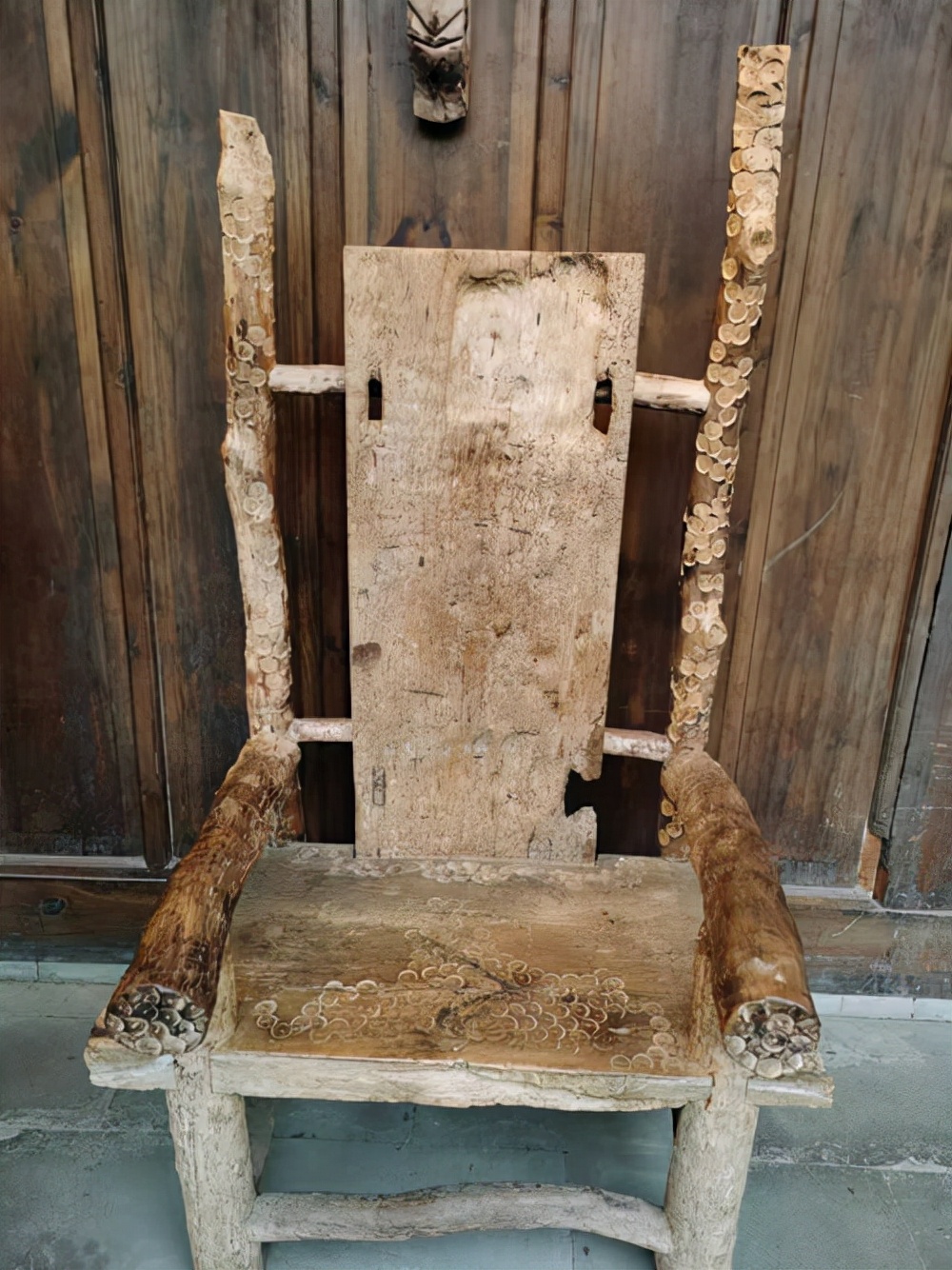 古旧风格家居饰品引领时尚小众市场