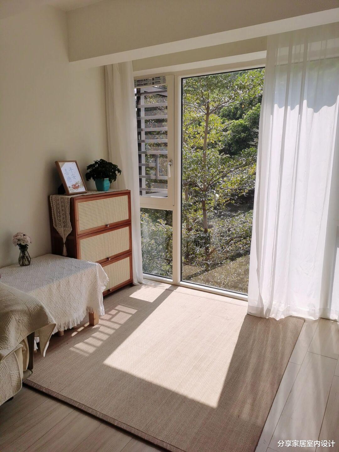 入住后的小家,每天尽量收拾打扫干净,简单装修很机智,分享一下