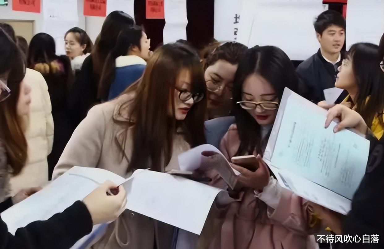求职|大学生找工作的人情世故：这几个人必须牢牢摁住，少走许多弯路