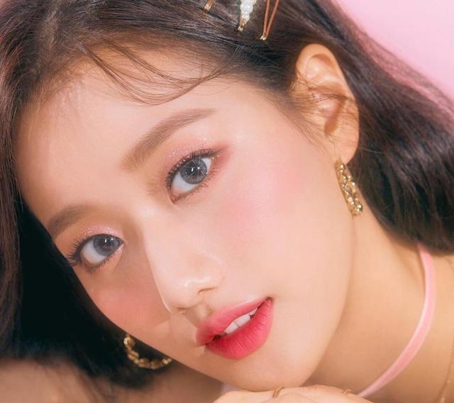 李娜恩|“霸凌”女星李娜恩成为李准基师妹引热议，韩网友：不敢相信！