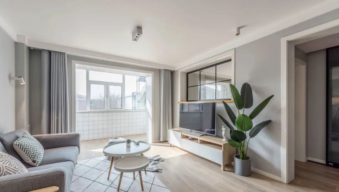 95m2老房翻新，治愈原木风婚房，令人着迷的质朴与清新