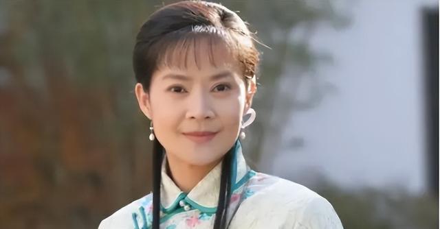 俞小凡|一代琼瑶女神俞小凡,被骗800万,老公出轨两次,为了孩子不离婚