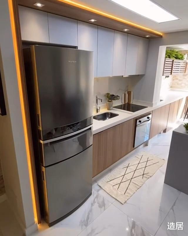 新年，给厨房换个嵌入式冰箱吧