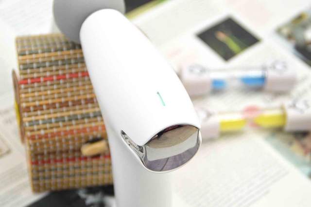 成交额 先敷后按,舒筋解乏,荣耀亲选口袋筋膜枪评测