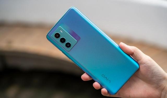 vivo|已无悬念，vivoT2量产！5500mAh+80W快充，打破高价低配观念