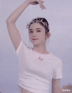 阿娇|阿娇秒删推文上热搜，手滑转发的内容惊到网友