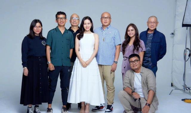 孙艺珍|孙艺珍怀孕四个月近照曝光！孕肚明显，用手护住肚中宝宝