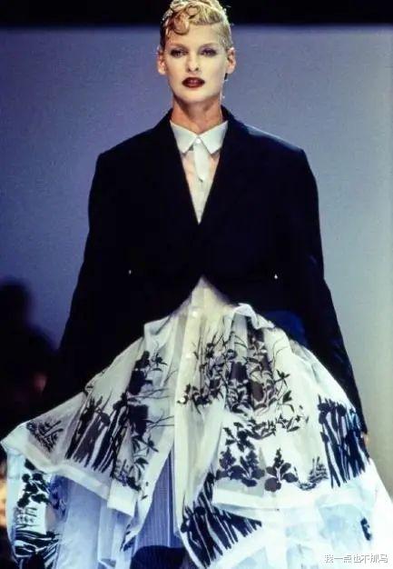 毁容|昔日「传奇美人」被「毁容」，是谁害了她？