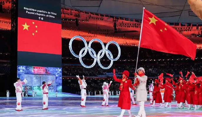 假笑男孩|冬奥已结束,“假笑男孩”被观众记住,更让人羡慕的是他的学历