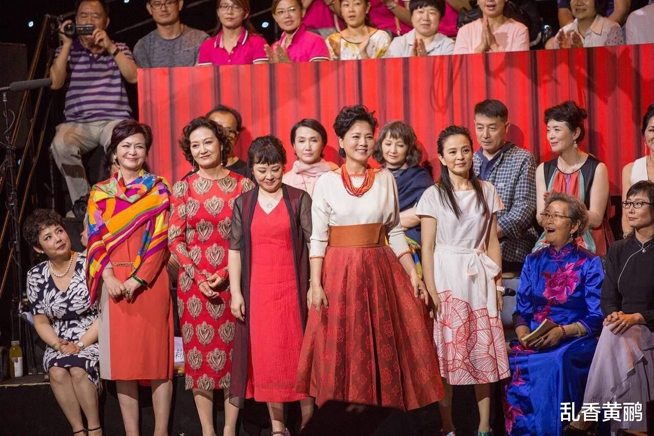 红楼梦|87《红楼梦》初次见面就惊艳众人的8位美女，个个天姿国色