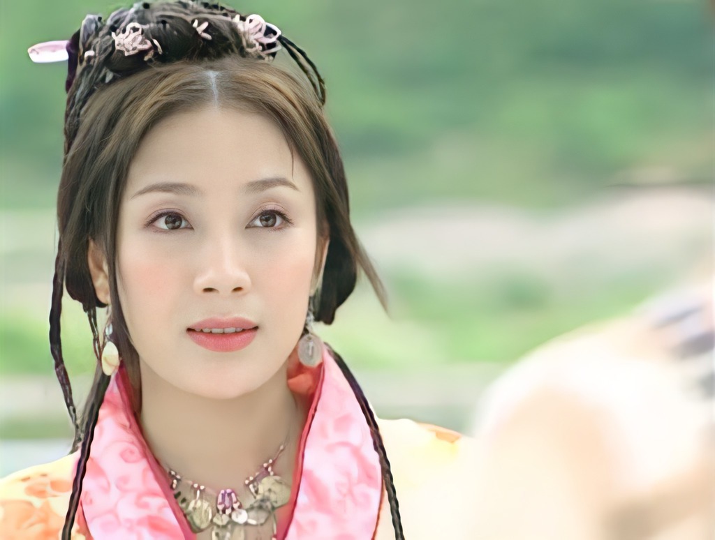 朱茵|网友严选15大香港剧集古装美人，朱茵排第三张可颐最具贵气