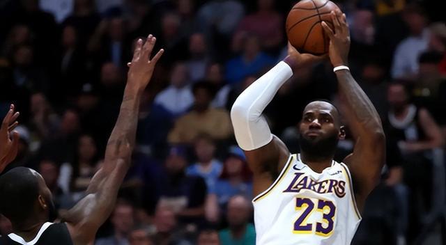 詹姆斯·哈登|奥尼尔如何评价NBA现状？超巨仅有2人，杜兰特和哈登是一个档次