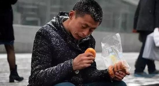 退休|中年男人之痛:找工作被嫌年龄大,退休又还早,未来何去何从?