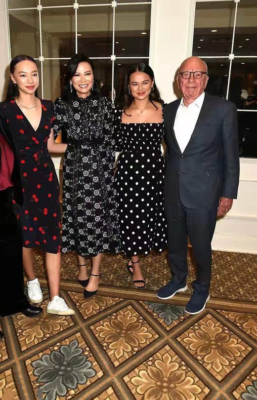 肖战|邓文迪与87岁前夫再相聚，行为举止让人感到国际名媛的高情商