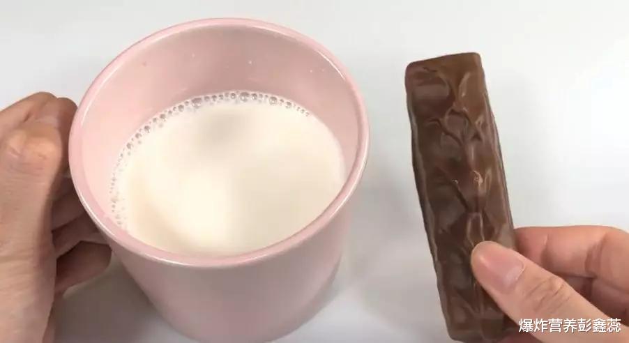 祛湿|常识：牛奶不能与这4类食物同食，否则危害健康？要清楚事实
