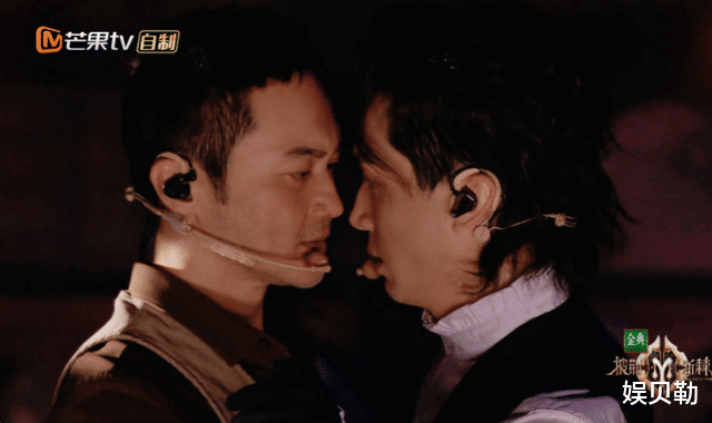 赵文卓|披荆斩棘成团夜4个意想不到，杜德伟献吻陈小春、赵文卓梦幻现身