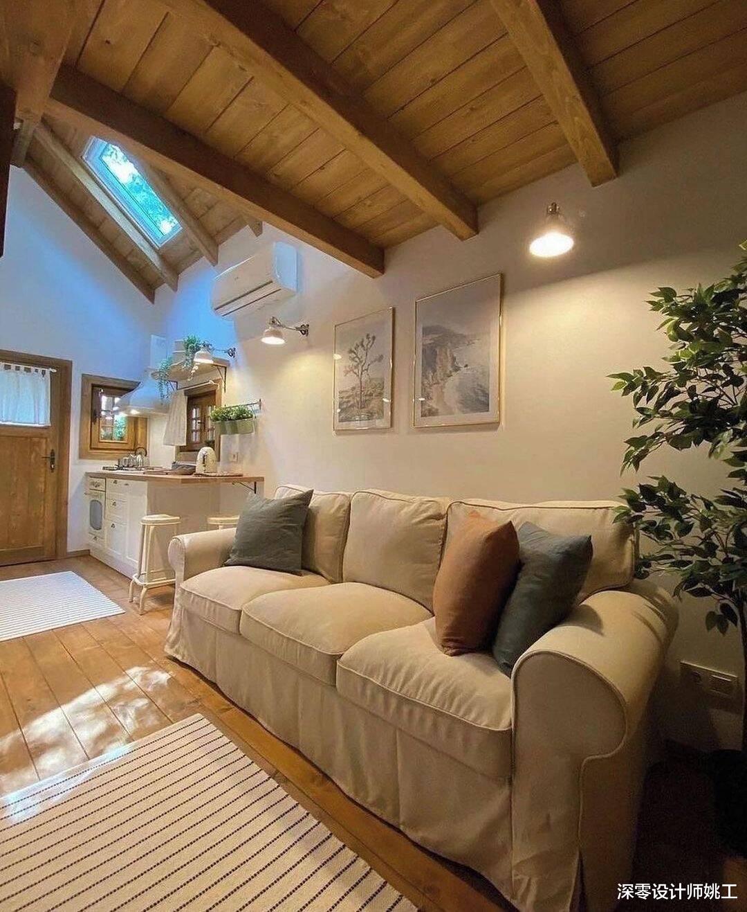 终于入住新房啦！沿着院墙种圈月季搭个泳池，堪称乡下老宅装修典范