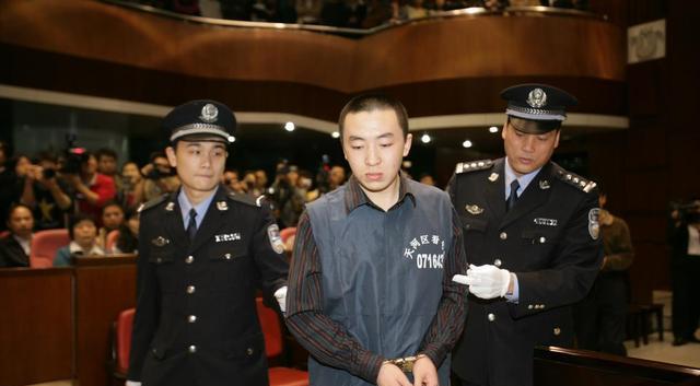 假如被判定“无期”后,每天如何度过?派出所:参加劳动改造