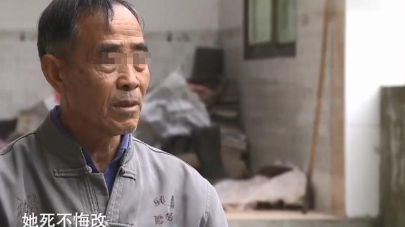 云南一男子自杀,妻子葬礼上哭晕,父亲却悄悄报警,为啥?